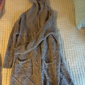 American Eagle Outfitters Tan Knit Cardigan